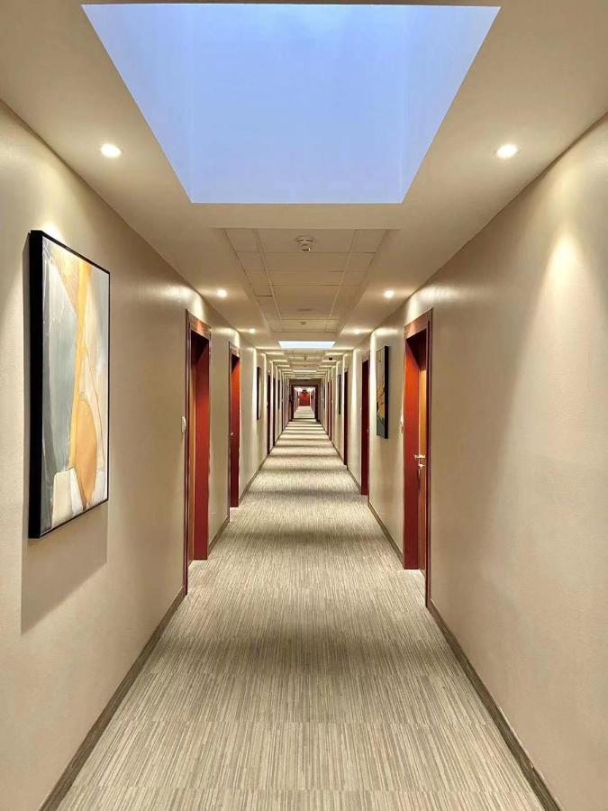 Milky Way Hotel Βουδαπέστη Εξωτερικό φωτογραφία