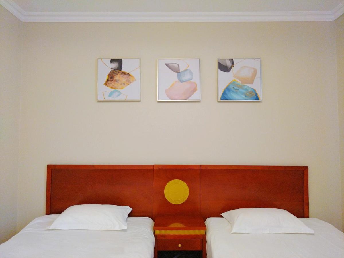 Milky Way Hotel Βουδαπέστη Εξωτερικό φωτογραφία